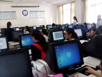 魅力PS，讓一切皆有可能——數學系、計算機科學系志愿服務隊開展PS培訓活動紀實